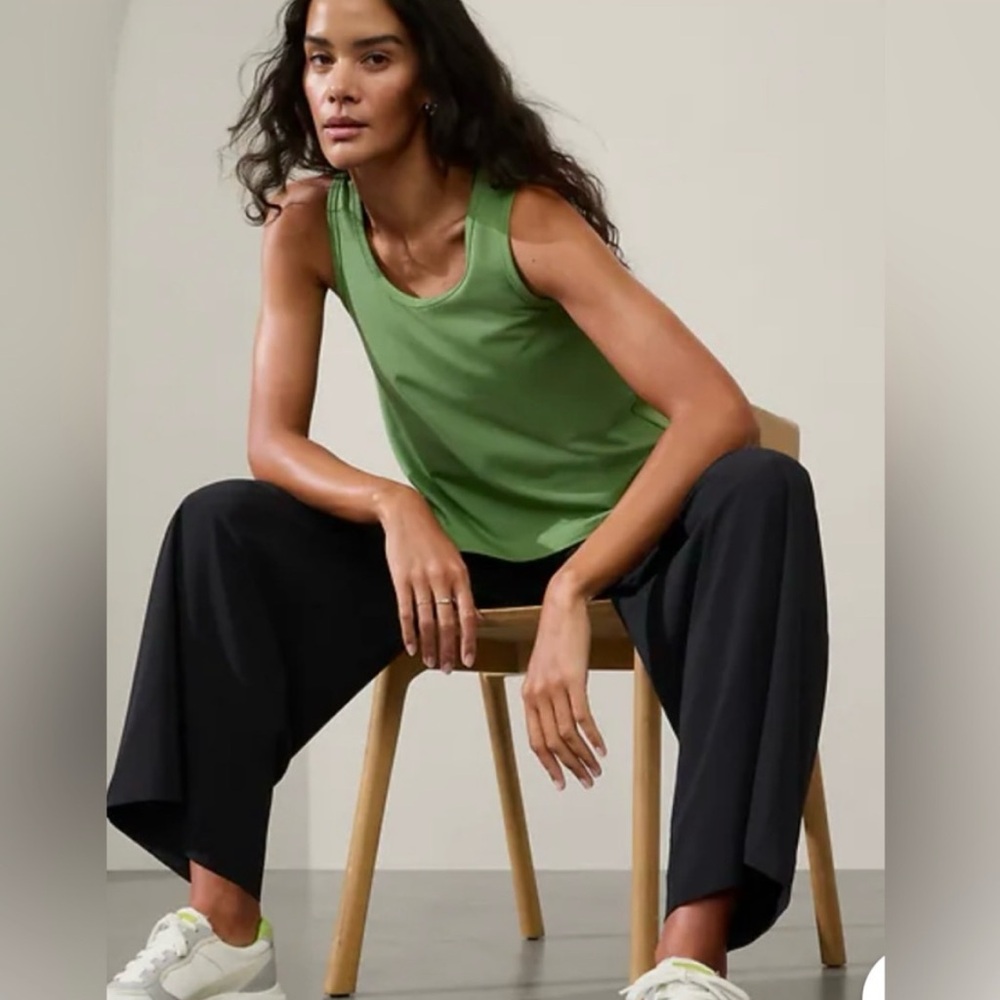Athleta cropped tank